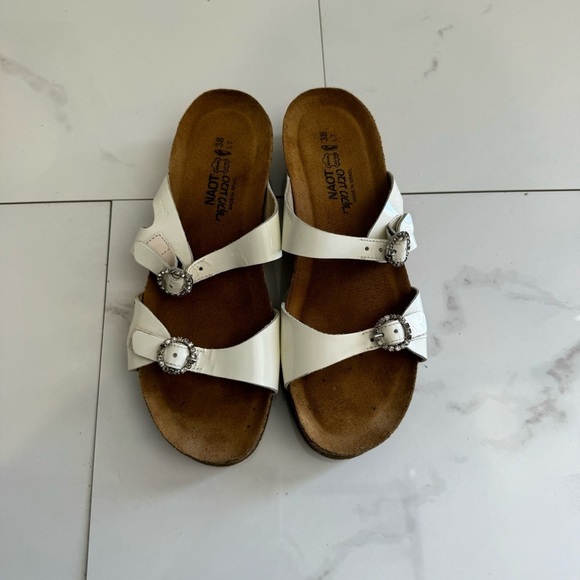 Naot Kate White Diamond Slide Sandals Size 38 / US 7 - Picture 1 of 4
